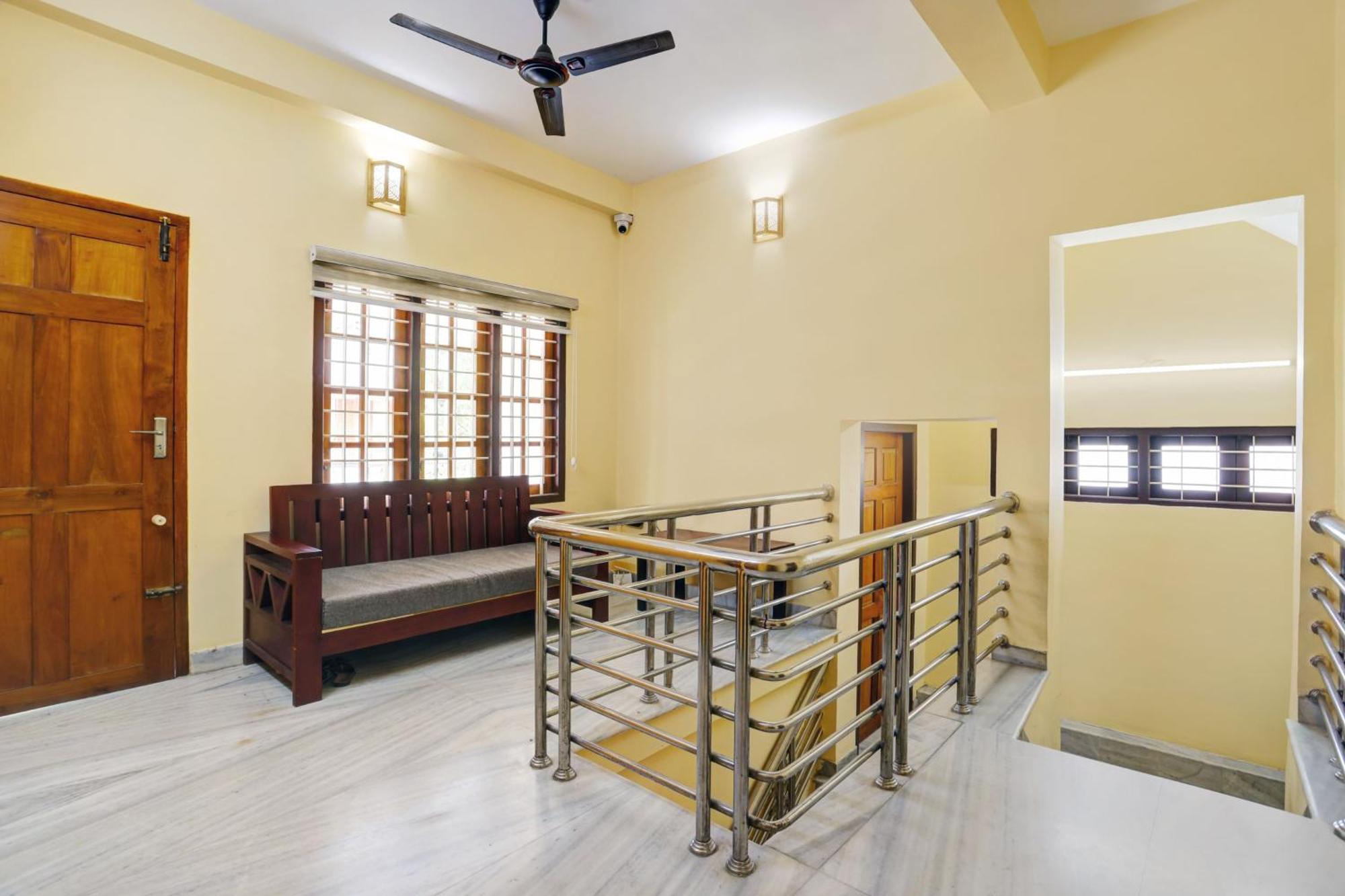 Super Hotel O Lm Residency Thiruvananthapuram Екстериор снимка