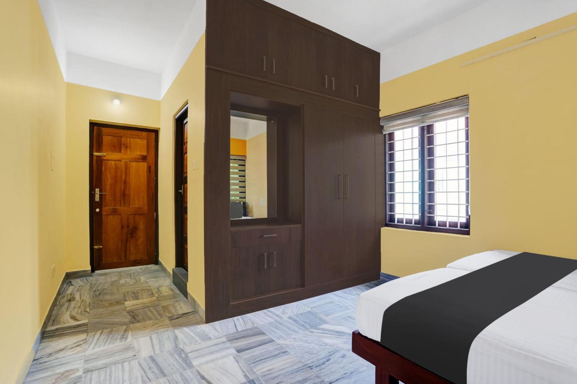 Super Hotel O Lm Residency Thiruvananthapuram Екстериор снимка