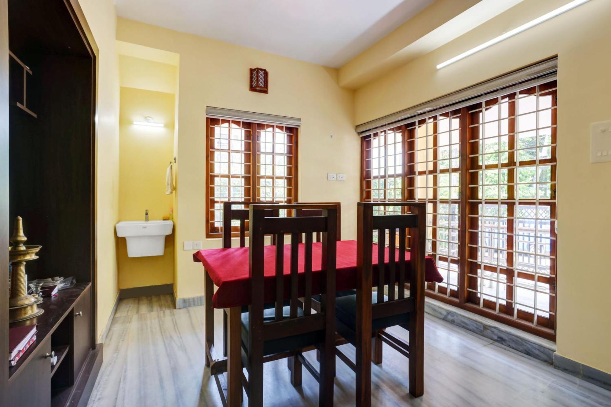 Super Hotel O Lm Residency Thiruvananthapuram Екстериор снимка